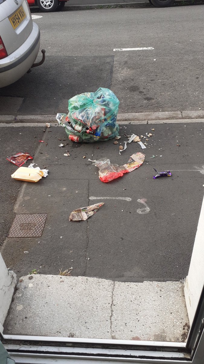 JasonBRG's tweet photo. This is the state of it this morning. This bag is nothing to do with us and was dumped here by a council worker. Now the seagulls have spread it around. Will @cardiffcouncil sort it out please? https://t.co/QvSrlyBv5P