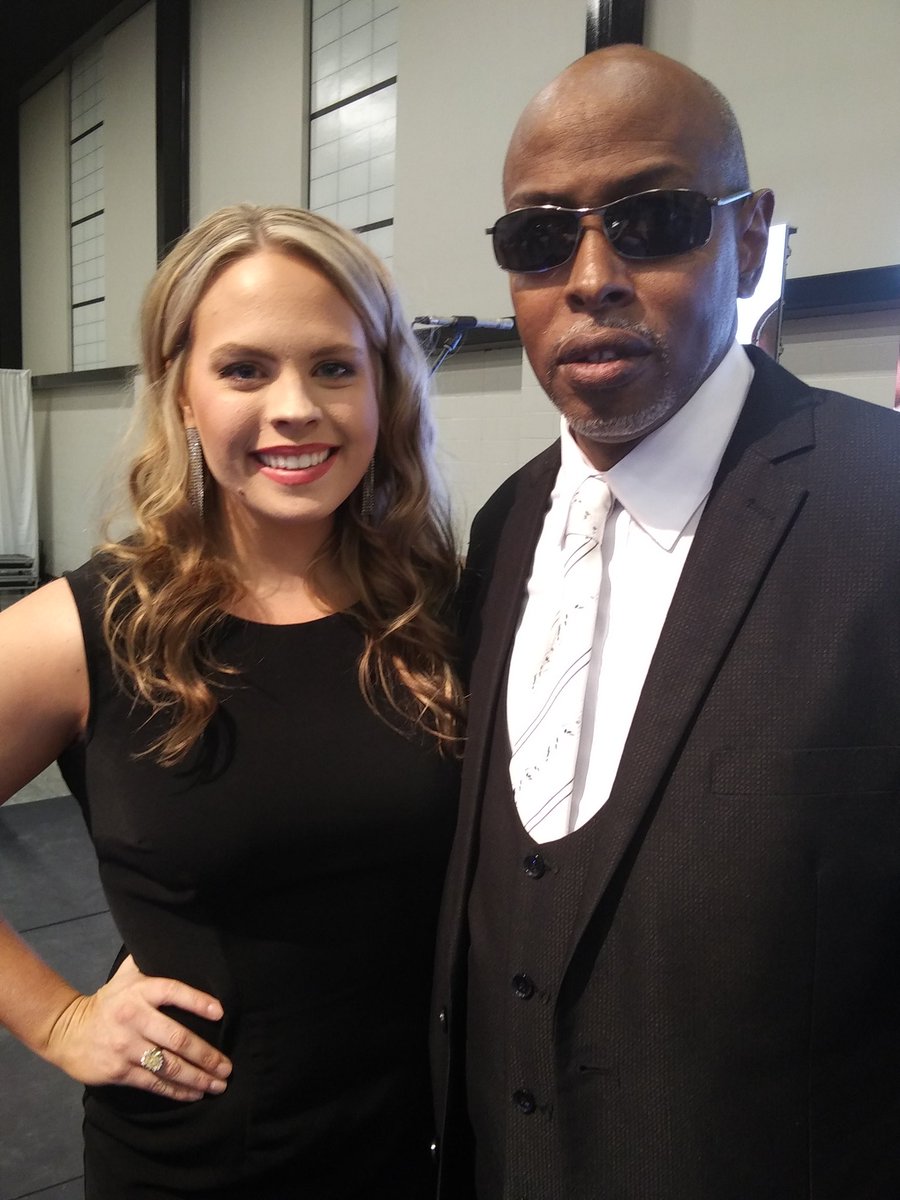 WCC_Ministry's tweet photo. Holly Tucker and our Director, Minister Thomas Brooks!!
#CareNetBanquet2021 https://t.co/JCmSQPHdgh