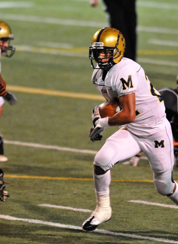 SpokaneChalkTal's tweet photo. This Week In GSL History 2011

10 Years Ago

Mead running back Davian Barlow rushed 25 times for 186 yards &amp; scored 2 TD’s as the Panthers beat Mt Spokane 48-24. This “Battle of the Bell” version saw neither team break 100yds passing but Mead went for 460 on the ground. https://t.co/NhmpY61Opw