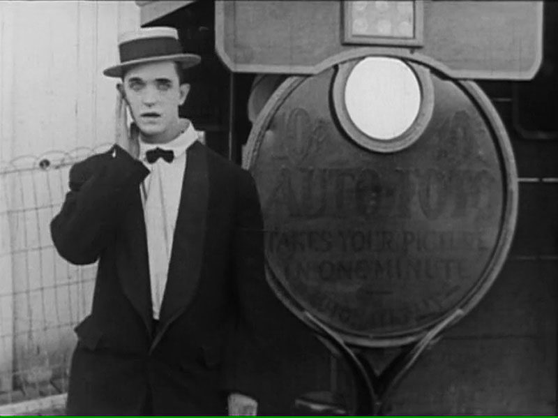 Photobooth.net tweet media