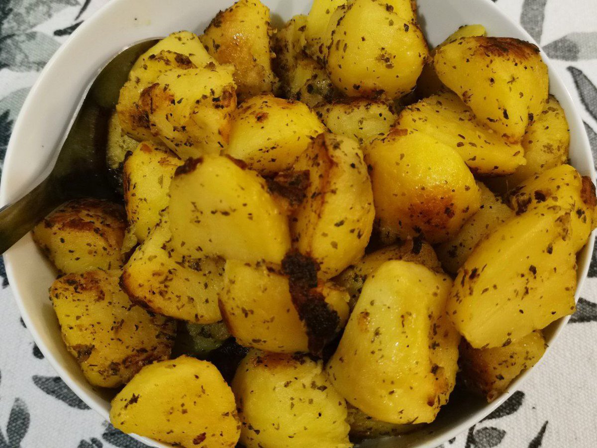 JojoSekri's tweet photo. JoJo Cooking Magic Homemade Fried potatoes , mixed vegetables & scrambled eggs
JoJoCookingMagic Recipe
#familyrecipe #herbs #naturalingredients #spiceoil #withoutpreservatives #nomsg #cooking #foodie #healthyingredients #spices #nomsg #healthyfood @jojosekri @jojocookingmagic https://t.co/0yDQQvTSJp