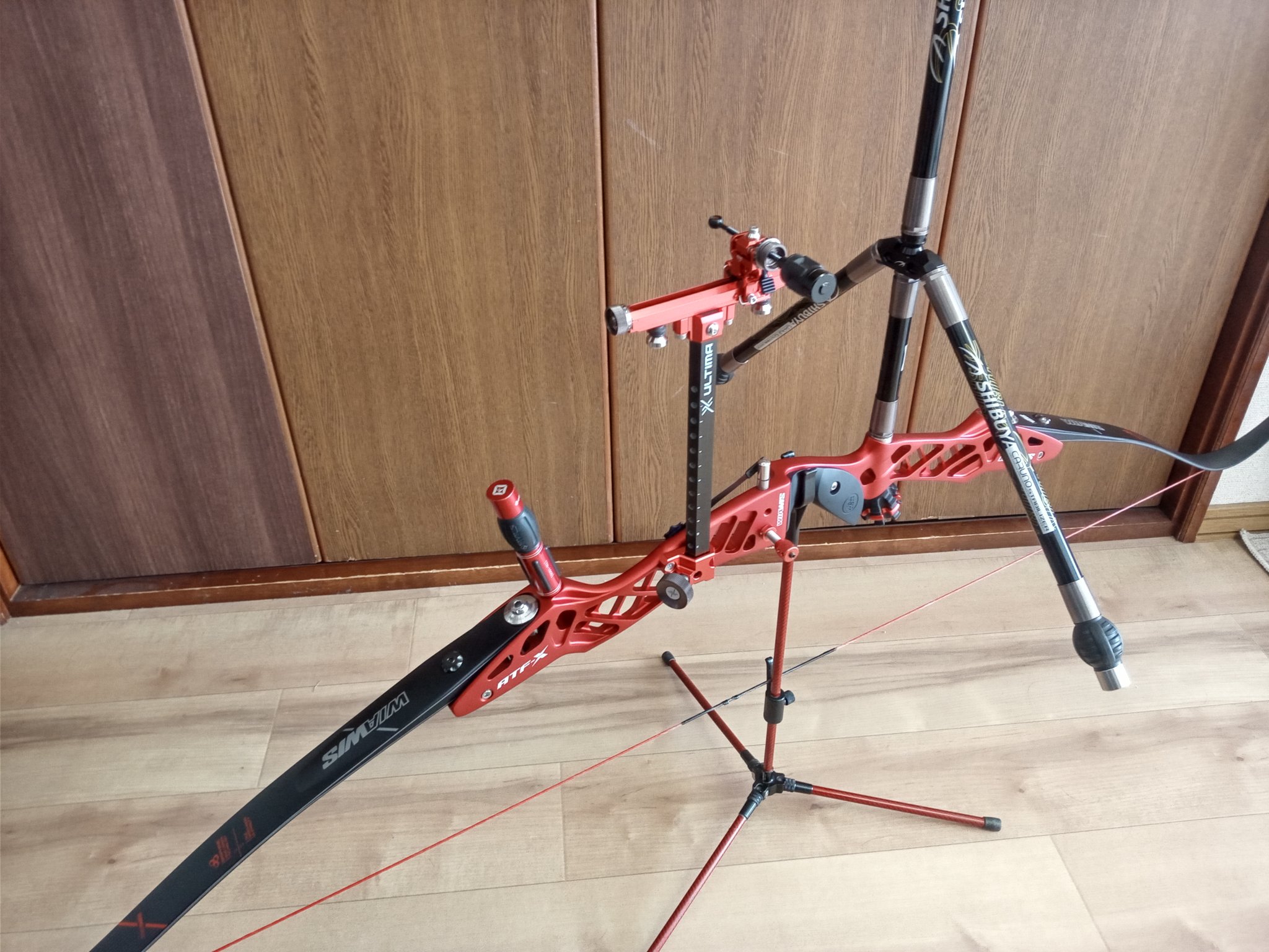 アテーナ アーチェリー 葛城が出ないので 自分の弓具自慢します Atfとmxt10の組み合わせがかっこいいんだなー T Co Ox1wvl3r3h Twitter