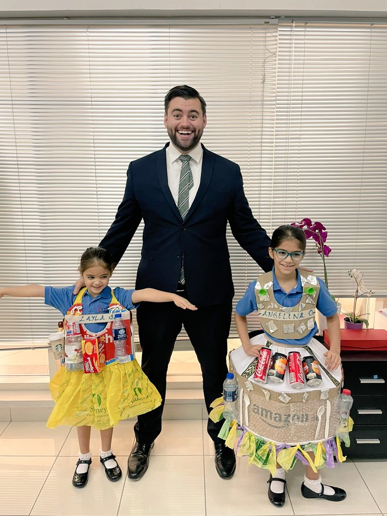 It's #recycleday <a href="/Starmirdif/">Star International School Mirdif</a> today. Proud of my girls and them telling me all about how we need to do more as a family