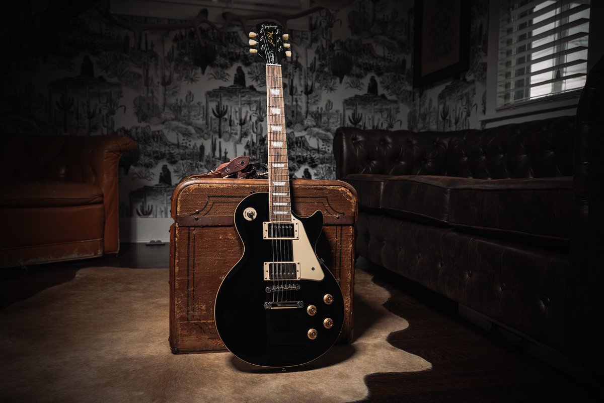 Epiphone’s Inspired by Gibson™ Collection proudly presents the Les Paul™ Standard 50s Exclusive in Ebony 

#epiphone #foreverystage