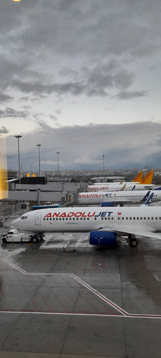 Gene uçuyoruz 1 hafta 3 uçuş 😀😀😀