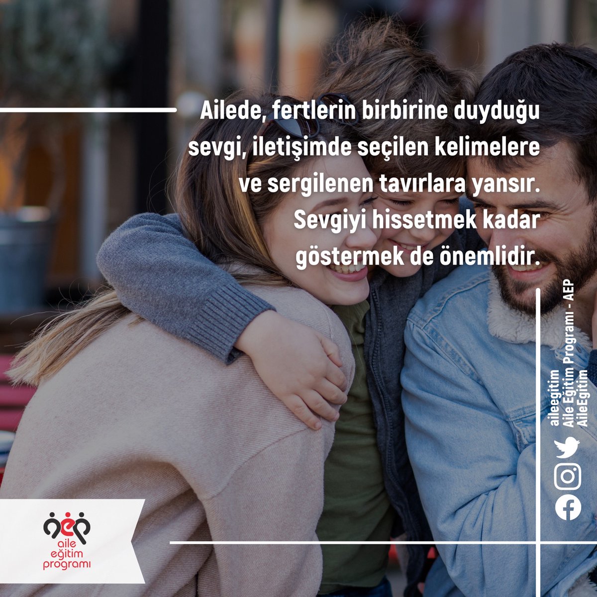 Aile Eğitim Programı (@aileegitim) on Twitter photo Ailede, fertlerin birbirine duyduğu sevgi, iletişimde seçilen kelimelere ve sergilenen tavırlara yansır. Sevgiyi hissetmek kadar göstermek de önemlidir.
#EvlilikveHuzur
<a href="/tcailesosyal/">T.C. Aile ve Sosyal Hizmetler Bakanlığı</a> <a href="/deryayanikashb/">Derya Yanık</a> <a href="/kubrayigitbasi/">Doç. Dr. Kübra Güran Yiğitbaşı</a> <a href="/olgun_gunduz/">Olgun Gündüz 🇹🇷 🇹🇷</a> Ailede, fertlerin birbirine duyduğu sevgi, iletişimde seçilen kelimelere ve sergilenen tavırlara yansır. Sevgiyi hissetmek kadar göstermek de önemlidir.
#EvlilikveHuzur
<a href="/tcailesosyal/">T.C. Aile ve Sosyal Hizmetler Bakanlığı</a> <a href="/deryayanikashb/">Derya Yanık</a> <a href="/kubrayigitbasi/">Doç. Dr. Kübra Güran Yiğitbaşı</a> <a href="/olgun_gunduz/">Olgun Gündüz 🇹🇷 🇹🇷</a>