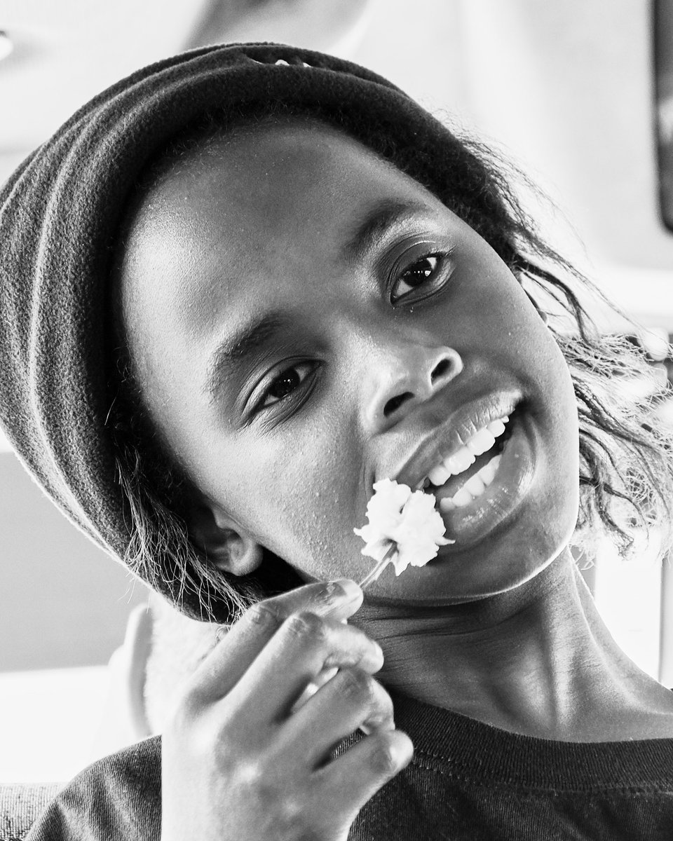 joepvanos tweet media