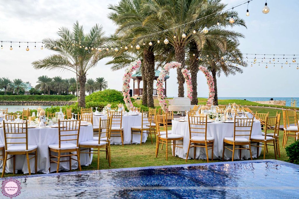 bahrainwedding's tweet photo. حفل زفافك في مملكة #البحرين بداية لأجمل لحظات حياتك💕

#islandwedding #wedding #BahrainTourism #BahrainOursYours #بلدنا_بلدكم #destinationwedding #beachwedding #weddingvenues #weddingplanner #flowers https://t.co/DVMu0ydT9l