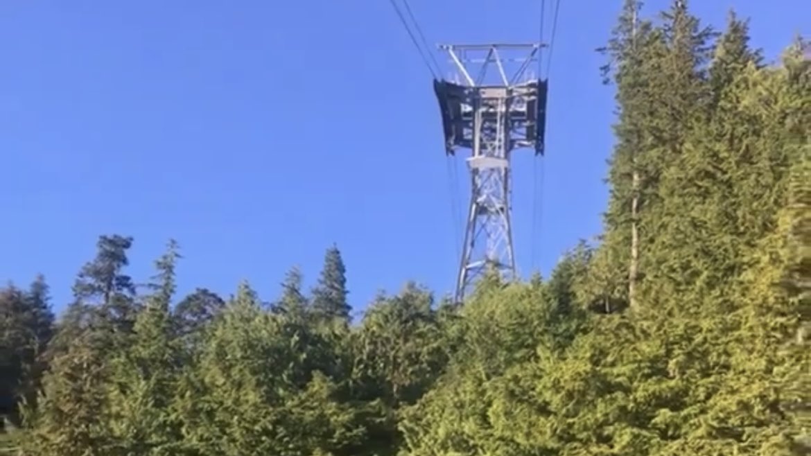 memorableoldday's tweet photo. grouse mountain https://t.co/inLMQe1mOk