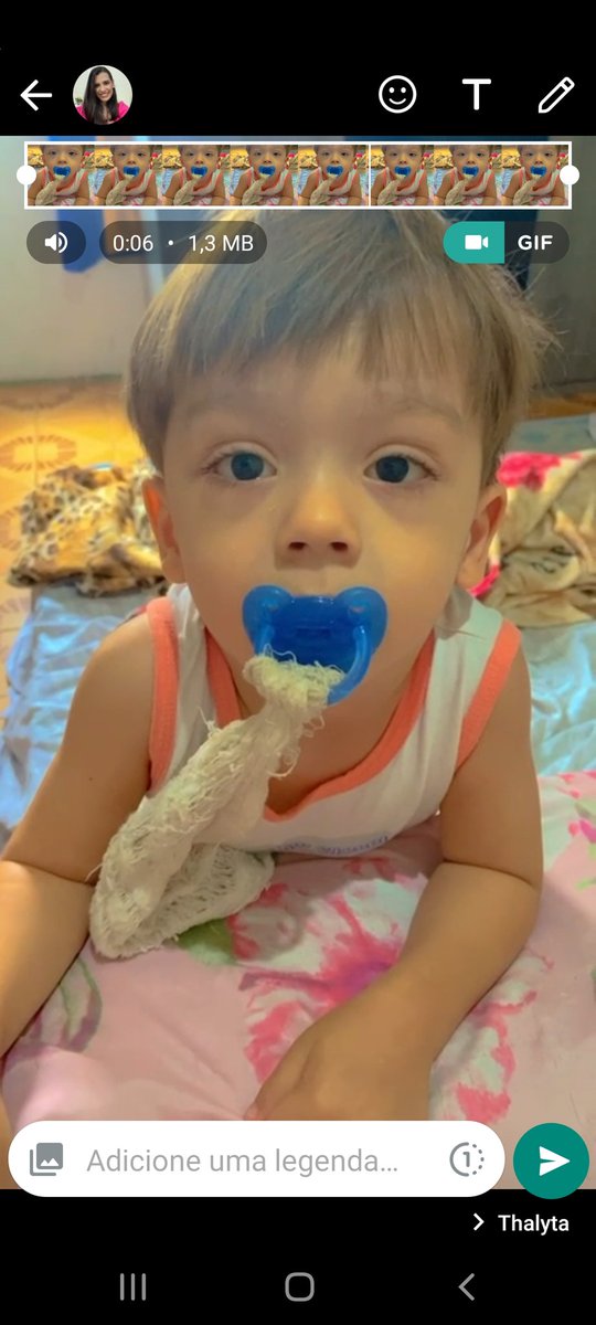 curekaleb's tweet photo. Oi titios tô aqui pra dar um oi , e pedir a vcs que nus de uma força ,infelizmente com a pandemia mamãe não está conseguindo manter o custo do plano q precisará n mínimo até meu irmãozinho ou irmãzinha chegar pq sem o plano n temos como arcar com as despesas médicas. https://t.co/vnB2hUaPmH