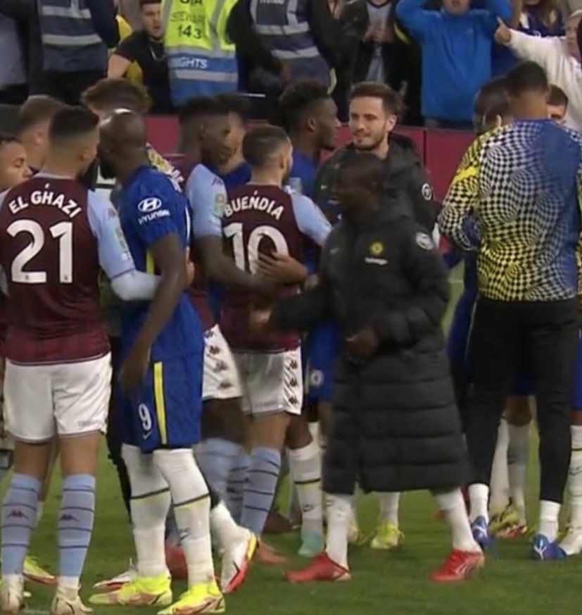 LOOOOOOOOL Kante’s jacket 😭😭