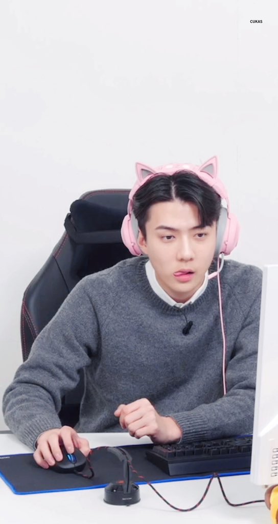 cukas_villialy's tweet photo. 20210923
SM Super Idol League HUYA Live Captured
#ReturnOfGamerSehun
#슈퍼아이돌리그_다시돌아왔세훈
#SEHUN #세훈 #セフン https://t.co/gYIWTf7sVN