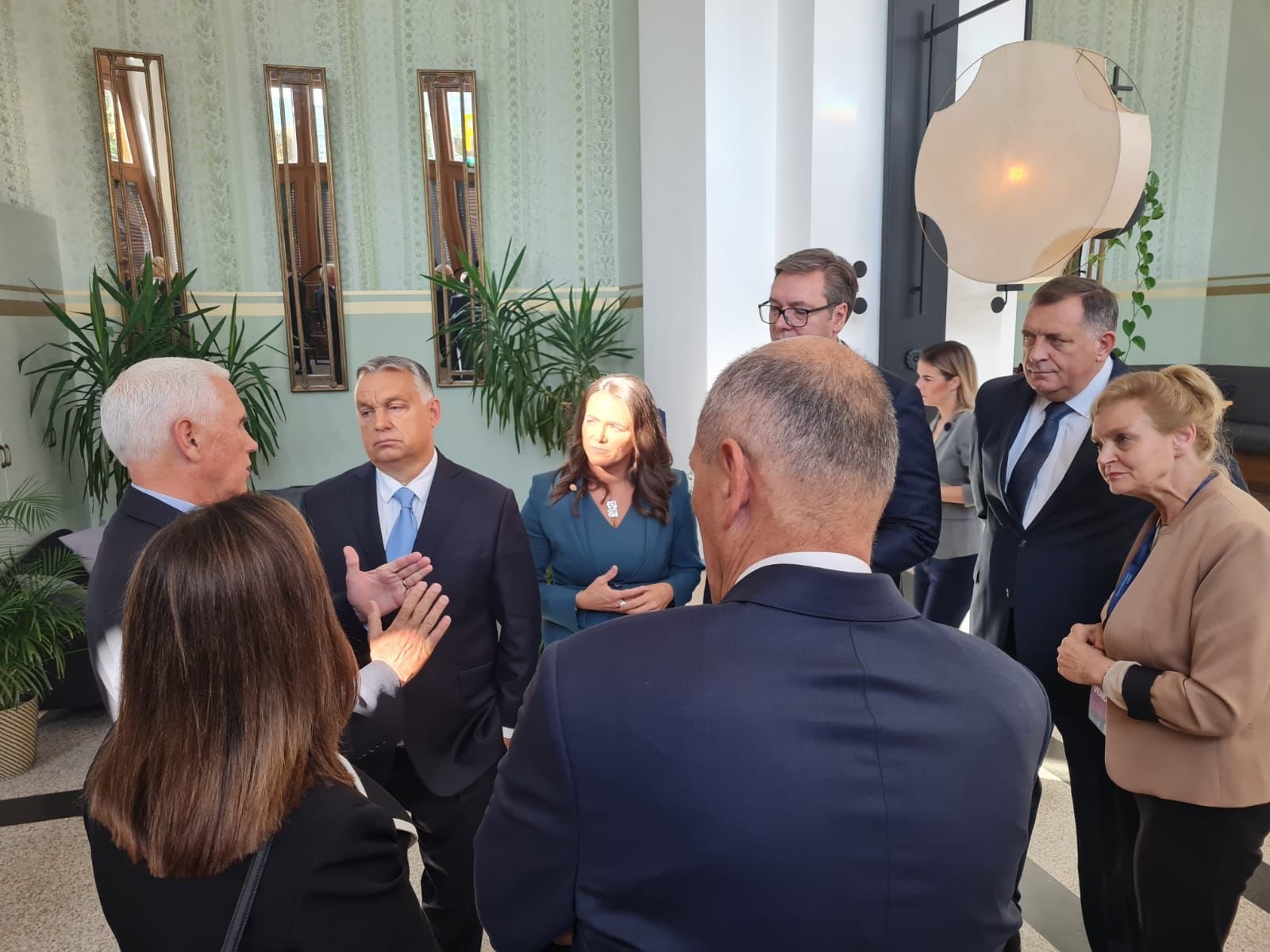 Dodik sa Janšom i Orbanom na desničarskom summitu u Budimpešti - Page 2 E_9AkWxXMAIXT5w?format=jpg&name=large