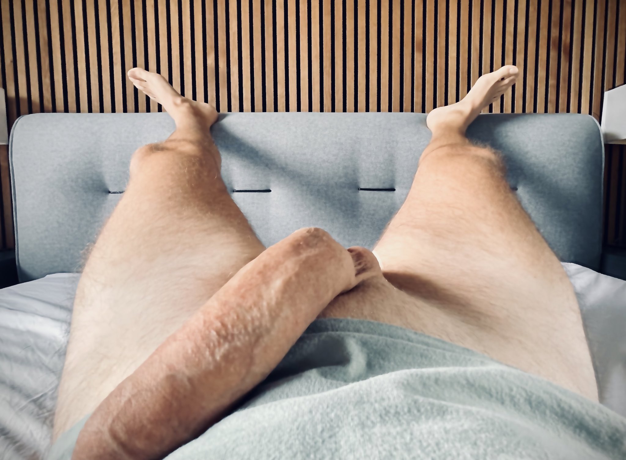 Adam Hung XXL 🍆 on X: Waking up like… Any volunteers who want to help me  with this? 🍆 (retweet?) t.coJQvna1N9Us  X