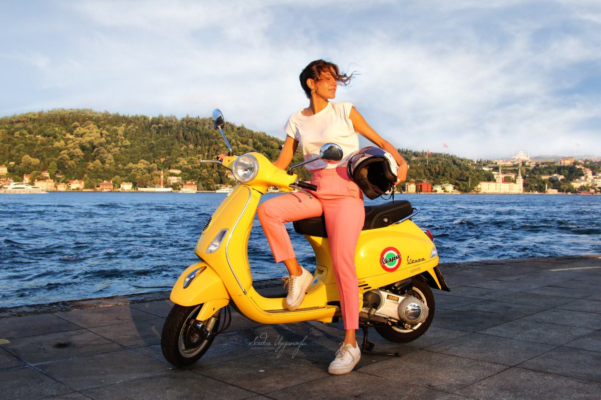 Bu derin bir tutku, heyecanı hiç bitmeyen bir aşk…
#Vespalove #Vespa #Istanbul