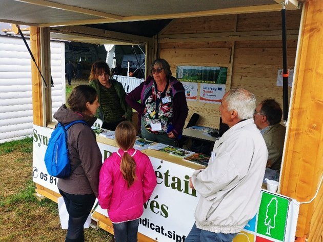 promobiomasse's tweet photo. Le week-end dernier, la CCPL (Communauté de Communes du Plateau de Lannemezan) a présenté le projet #Promobiomasse, l’association Bois d’Occitanie et la plateforme E-forêt sur le salon #LesPyrénéennes à Saint-Gaudens.

#biomasse https://t.co/sEw7UWdKiL