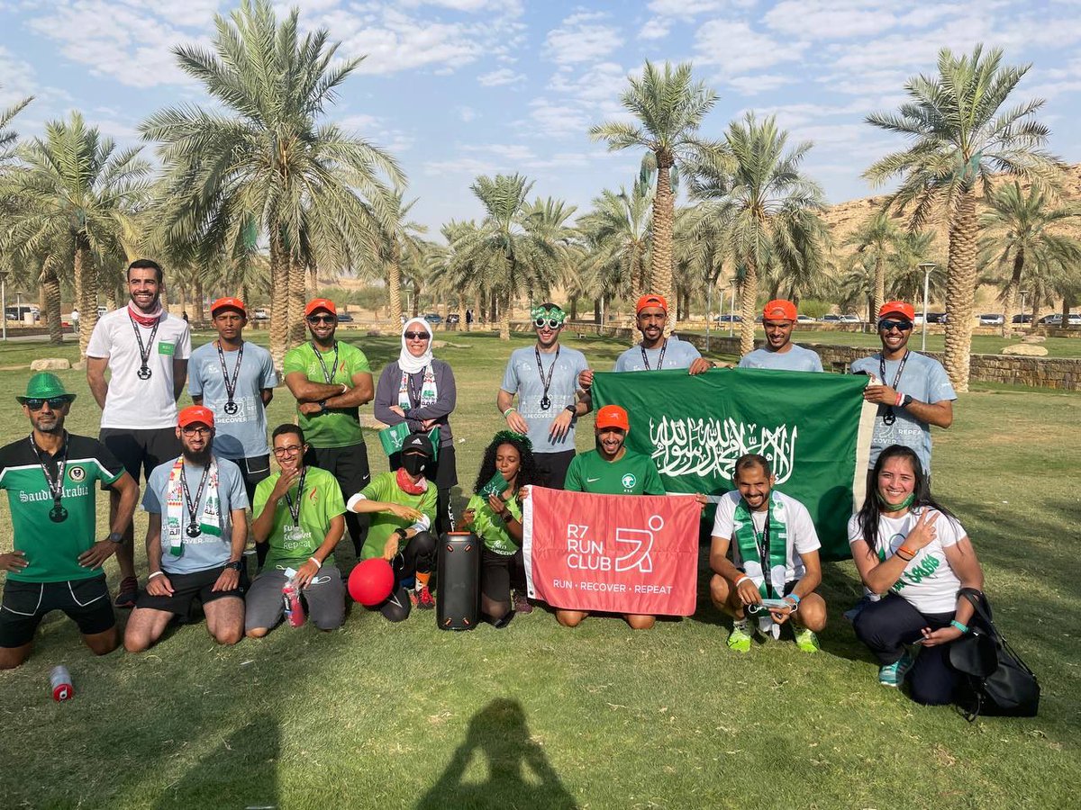R7RunClub's tweet photo. @UnderArmour 
#مجتمع_سعودي_رياضي 
@Saudi_SFA 
ركضة اليوم الوطني السعودي 
#هي_لنا_دار https://t.co/bGthnYfxE2