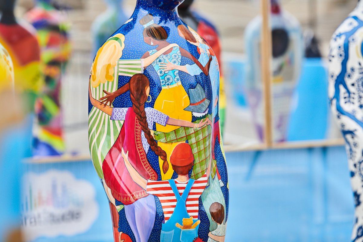 <a href="/JudithBerrill/">Judith Berrill</a> created 'A Hug for the World'. Due to social distancing and lockdowns, many of us have experienced touch deprivation, but this sculpture celebrates the pure joy of when we will all hug again. #thisisgratitude #gratitude