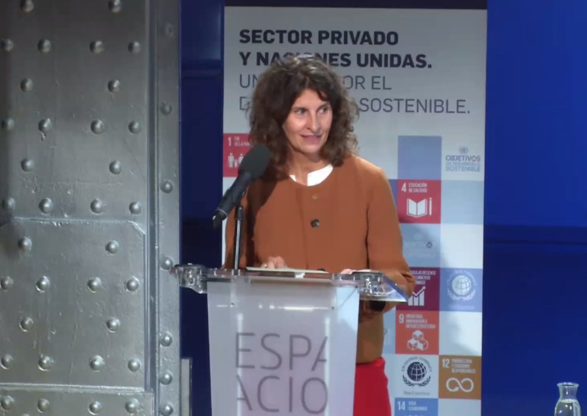 El gran reto es situar a las personas en el centro de la transformación digital, y para ello es necesario una brújula: los ODS. Valderrábano, <a href="/Telefonica/">Telefónica</a>, en el informe 'ODS, Año 6. La Agenda 2030 desde un enfoque sectorial' de <a href="/PactoMundial/">Pacto Mundial de la ONU España</a> 
#SectoresXLosODS #ApoyamoslosODS