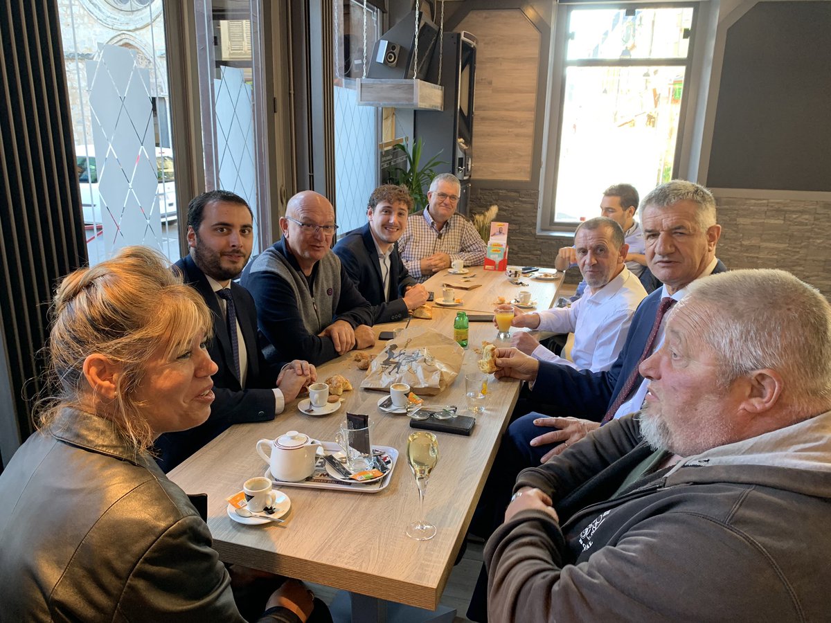 jeanlassalle's tweet image. Merci au maire de Montharville Gilles Rousselet pour son accueil chaleureux à #Bonneval ! Chères Euréliennes, chers Euréliens hâte de vous rencontrer et d’échanger avec vous tout au long de ma journée en Eure-et-Loir #jeanlassalle2022 @ResistonsFrance