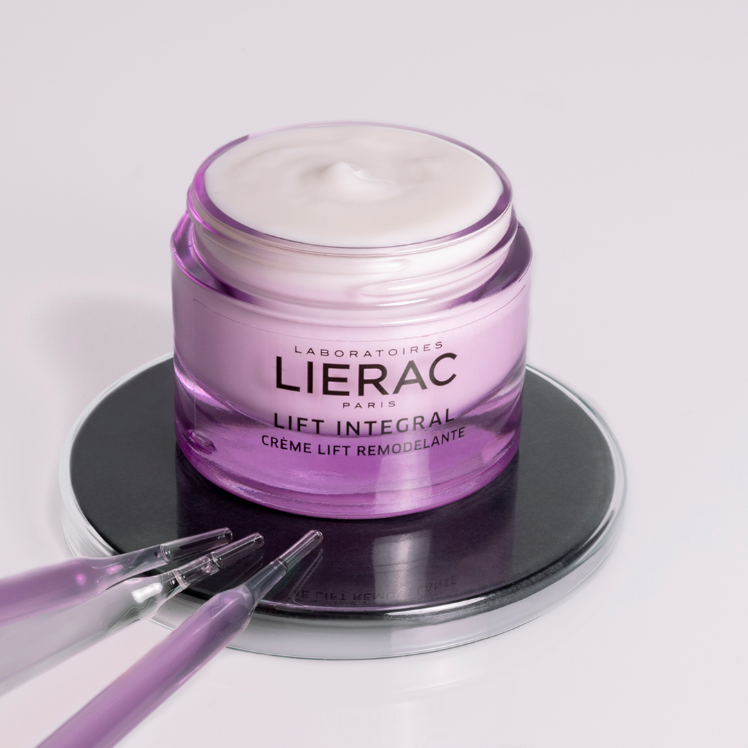 Découvrez l'effet lifting sans injection, optez pour LIFT INTEGRAL, Crème Lift Remodelante, qui lisse, raffermit et repulpe la peau ! 
#LaboratoiresLierac #LiftIntegral #beauty #lift #facecare #expertise
