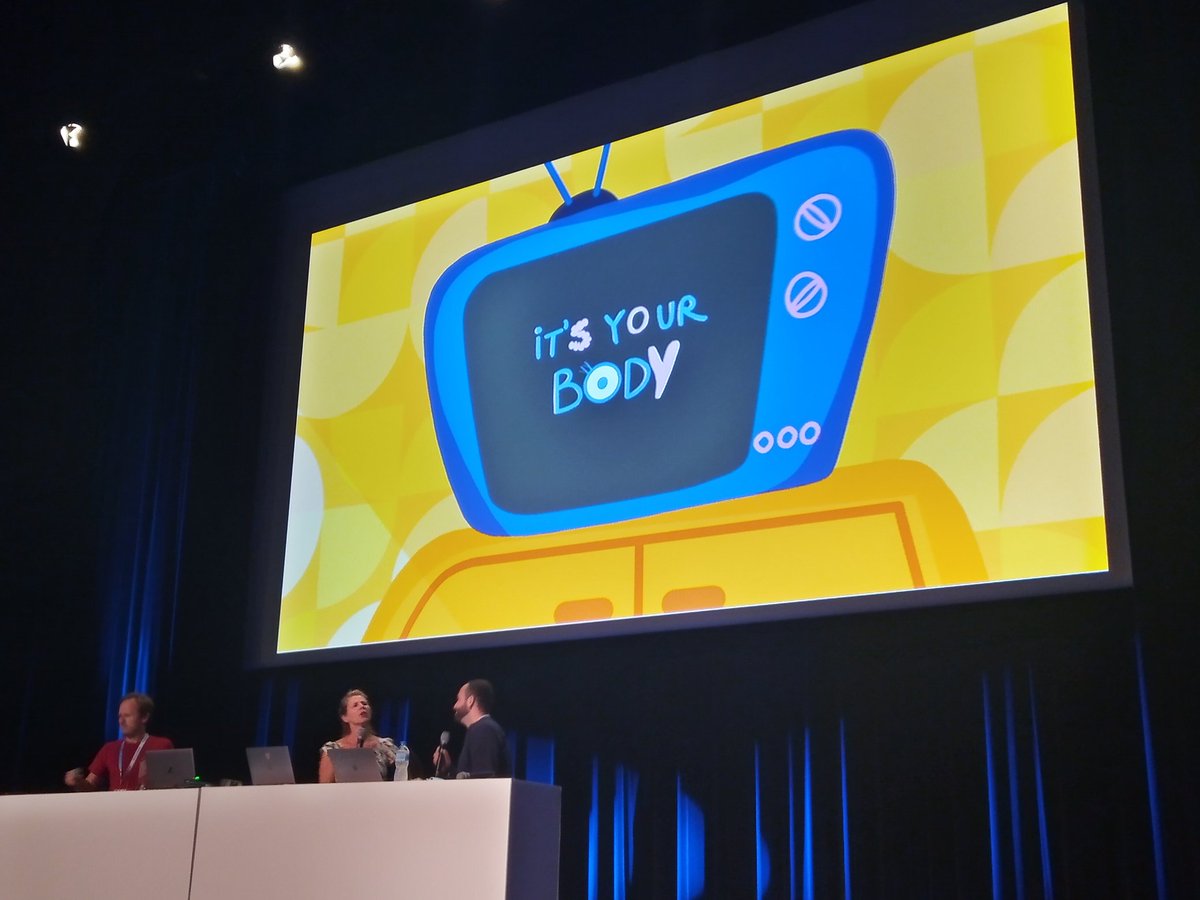 lilbiganim's tweet photo. On va parler de notre corps avec #Itsyourbody @dandelooo2 https://t.co/CwsERJkgze