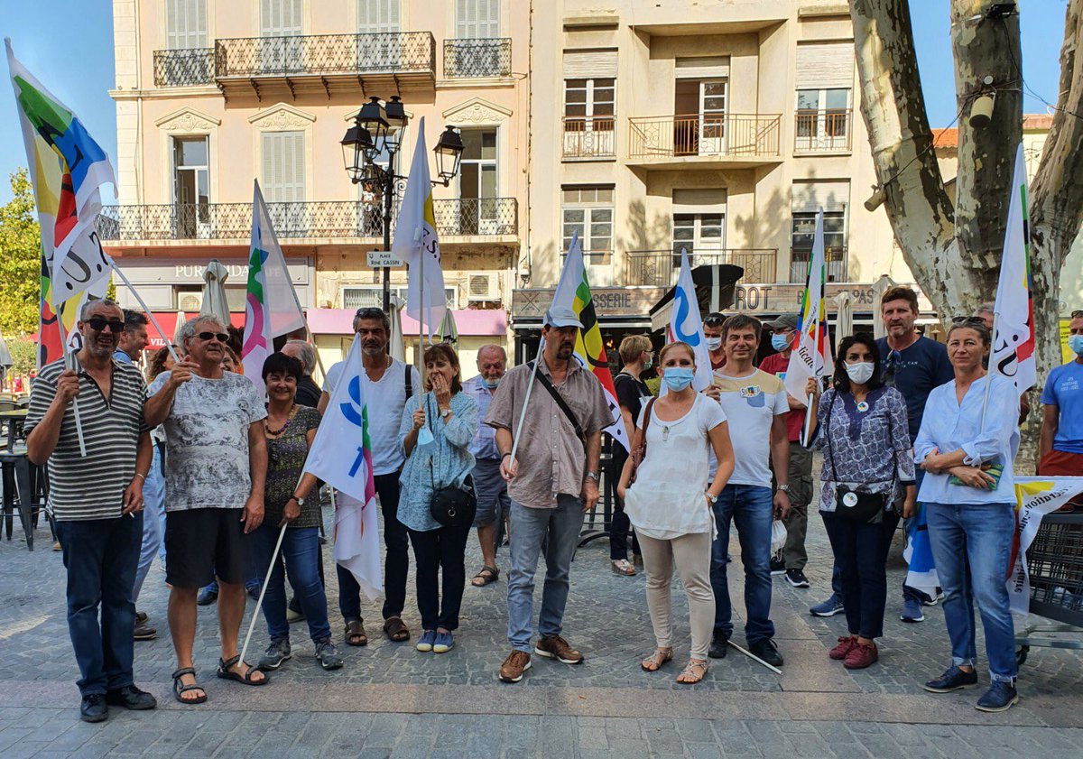Pour un plan d’urgence pour l’éducation et pour un budget sincère  rassemblement ce matin à Draguignan