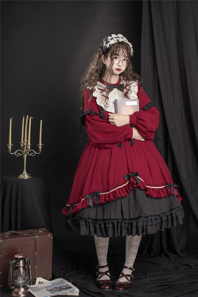💼Edge of the Lotus Leaf Sweet Lolita Dress OP💼
👓
$65.99

>>> order it here pickthestar.com/collections/lo…

。
。
。
#lolitadress #lolita #lolitagirl #lolitafashion #lolitacoord
#lolitaaccsesories #EGLlolita #ootdshare #gothicdress #kawaii #kawaiigir #lolitadress #gothic