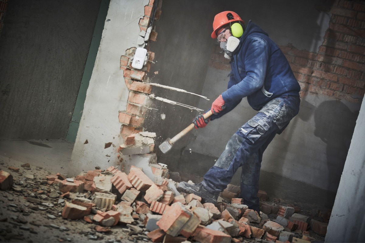 Les pouvoirs publics ont annoncé la création d’un nouveau prêt hypothécaire visant à financer des travaux de rénovation énergétique pour les biens immobiliers les plus énergivores. 🏚  Explications. ⬇️ #Rénovation #DPE 
 mon.onlineinfolike.net/r/4n3vcjq