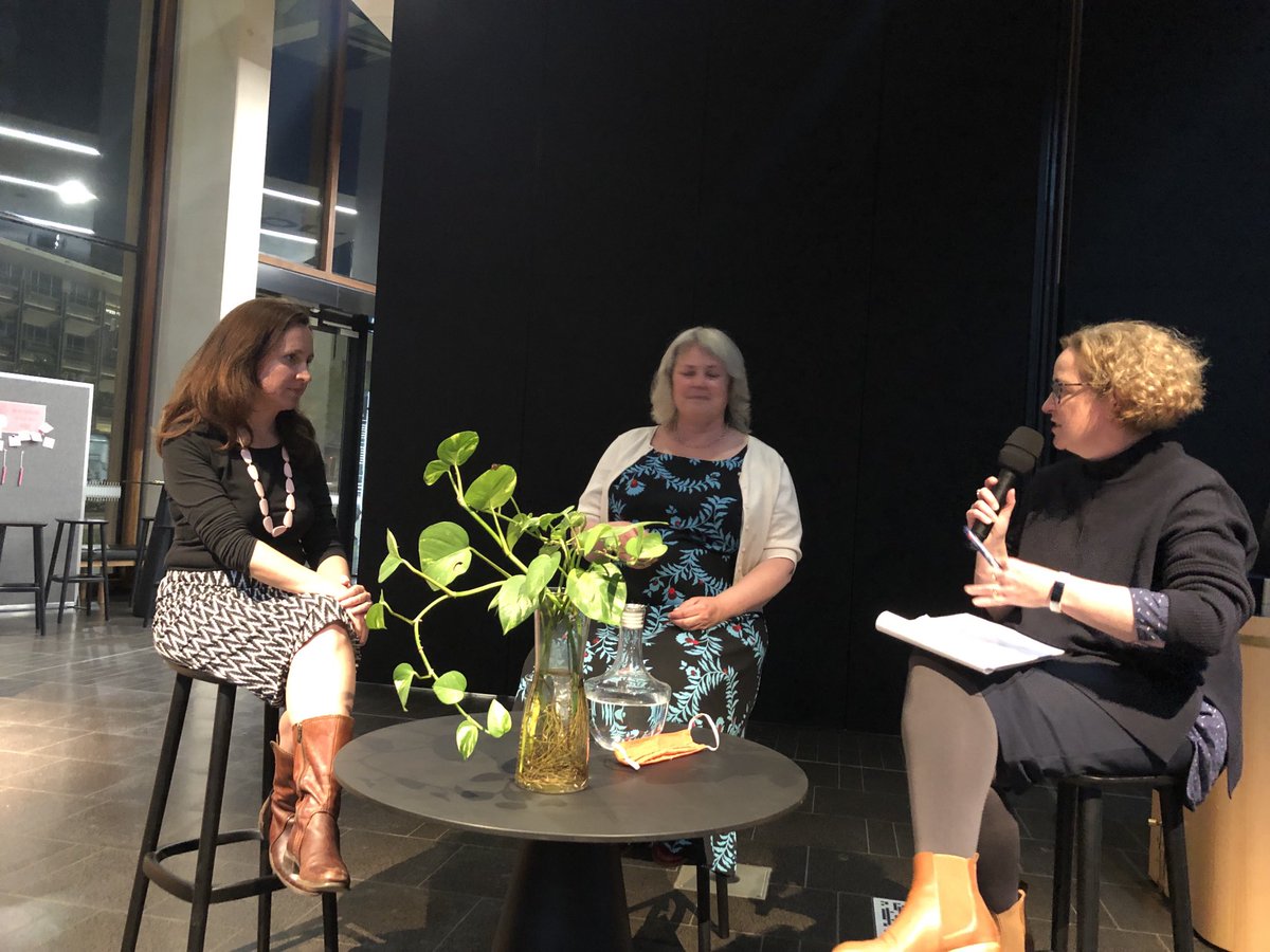 Marnie_HW's tweet image. What data do our devices collect and are we comfortable with that? We’ve guessed and checked our steps, headphone levels and photo categories at Ethos ⁦@MOD_museum⁩ @unisa this evening and are discussing with ⁦@kristinalford⁩, Carol Maher and Kirsten Wahlstrom 👏👏