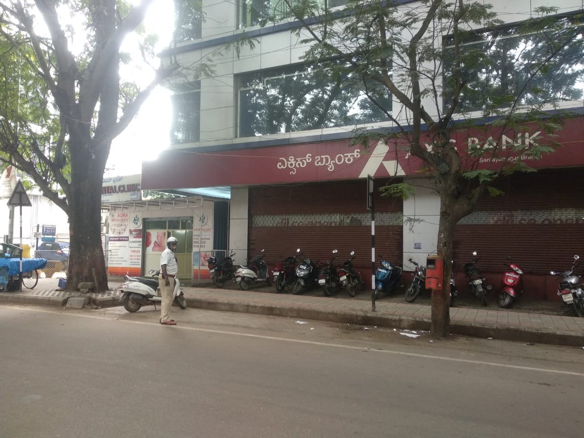 Thank you <a href="/SureshByrathi/">byrathisuresh</a> <a href="/blrcitytraffic/">ಬೆಂಗಳೂರು ಸಂಚಾರ ಪೊಲೀಸ್ BengaluruTrafficPolice</a> <a href="/BlrCityPolice/">ಬೆಂಗಳೂರು ನಗರ ಪೊಲೀಸ್‌ BengaluruCityPolice</a> @BBMPCOMM for the prompt action. Request you to please ensure clear pathway for women , children , elderly and disabled 🙏🙏🙏🙏🙏🙏