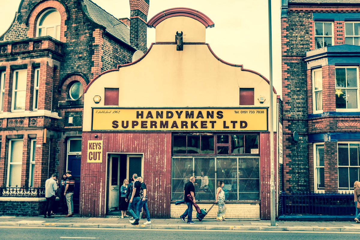 VENUE SPOTLIGHT: @handymanbrewery Handymans have a boss lineup of local talent this weekend; Spilt, The Heavy North, Yammerer, Psycho Comedy, The Peach Fuzz and so many more! If you've got your finger on the pulse of Liverpool's music scene then this is the venue for you.