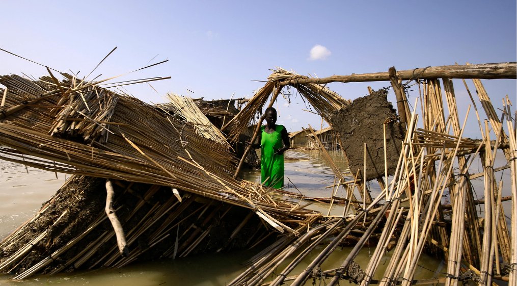 How heavy rainfall and flash floods have left South Sudanese refugees homeless again — in pictures aje.io/gtz4fz