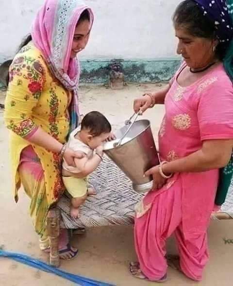 यह बताएं कि इतना बड़ा दिल
नानी का हो सकता है या दादी का..??
😍😍😍