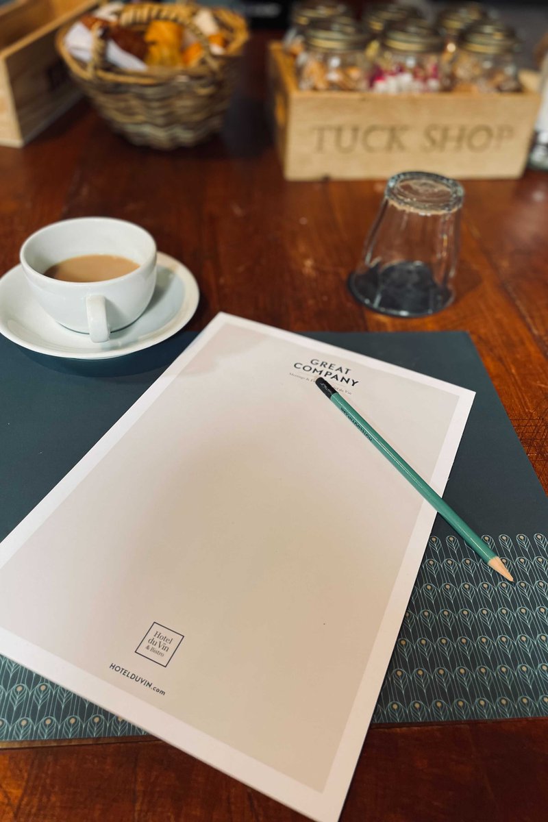 MeasureMatch's tweet photo. @MeasureMatch offsite this week.  Finally! 

Thanks to  @HdV_Henley for hosting &amp; partners @Whiteling &amp; @mikedcarter for joining!

Find how we can help your org's digital transformation here https://t.co/wZyGkRiWAk

#businessplanning #futureofwork #professionalservicesmarketplace https://t.co/UtMwKn9lW8
