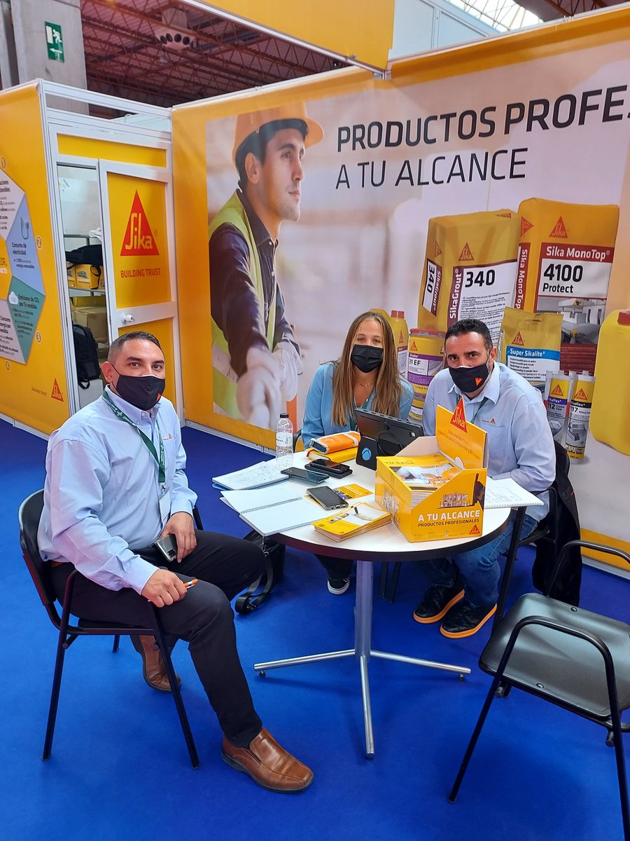 Enlosava's tweet photo. Feria de Coferdroza, pedazo equipo Sika @SikaSpain https://t.co/2SogUxZUfG