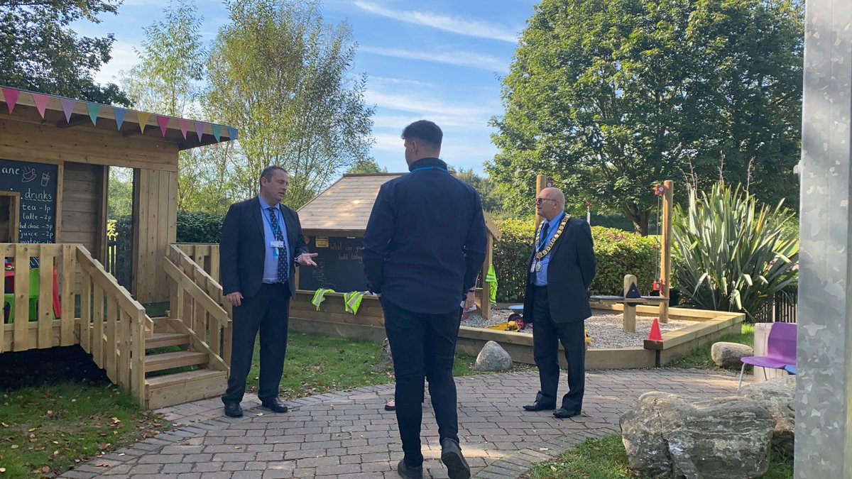 yourharlow's tweet photo. Film: Wonderful “Early Years World” opened at Water Lane Primary in Harlow  @LukePentagon @cathiepaine 

https://t.co/Nfhpw2dddY https://t.co/2OcZa1Khtc