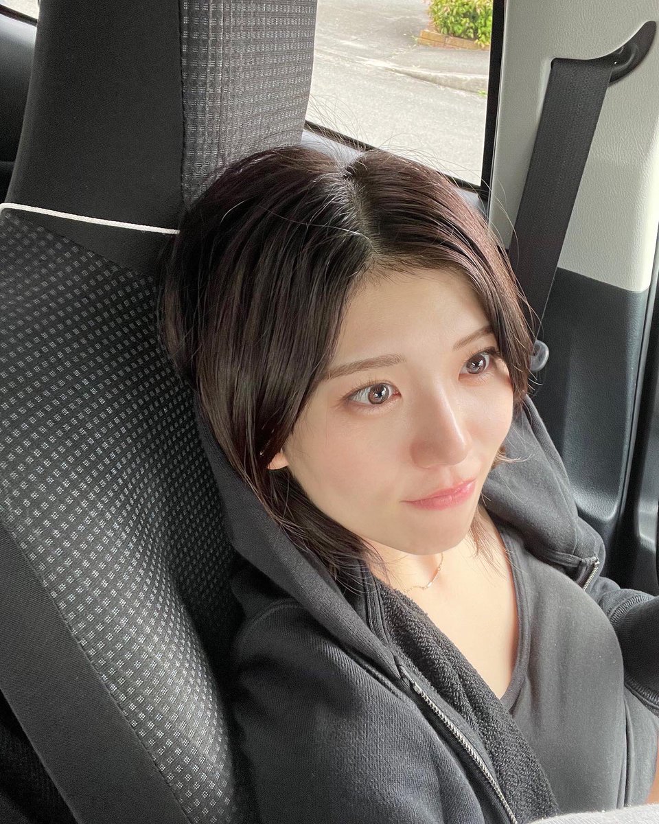 Natssumiiiii's tweet photo. 今日も運転ありがとう🚘 https://t.co/jLFbc2Fdyx