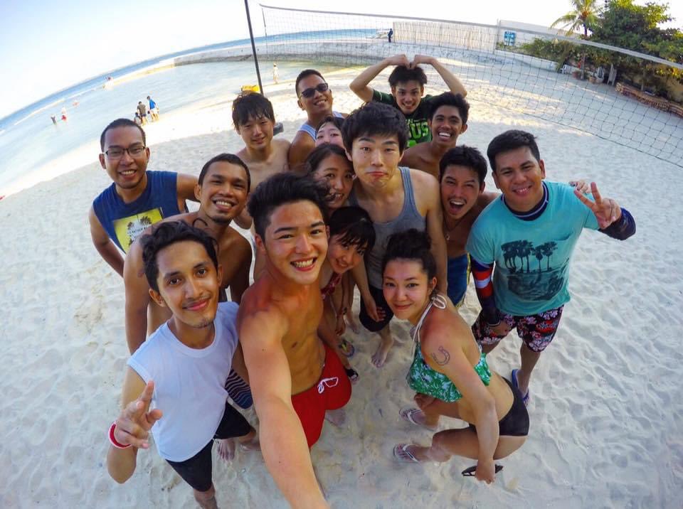 Kei 旅するクリエイター コロナが落ち着いたら もう一度フィリピン留学したい 英語脳を復活させることも目的なんだけど あの リアルな学校 っていう共同体が恋しい 平日は一生懸命勉強して みんなでご飯を食べて週末は海や町に出かけて 子供の