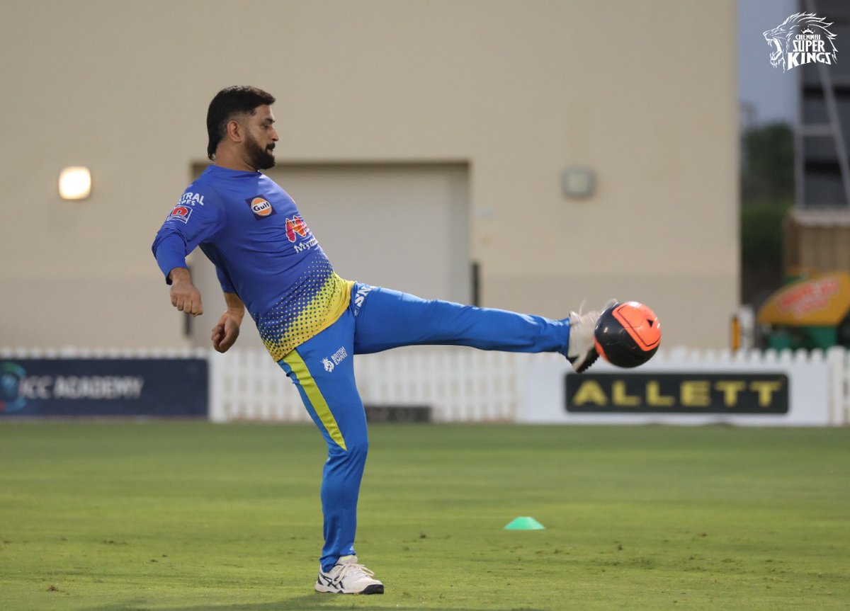 ChennaiIPL's tweet photo. 𝗞eep
𝗜t 
𝗖ool 𝑙𝑖𝑘𝑒 𝑡ℎ𝑒
𝗞ings!

#WhistlePodu #Yellove 🦁💛 https://t.co/OorFBrXRlL