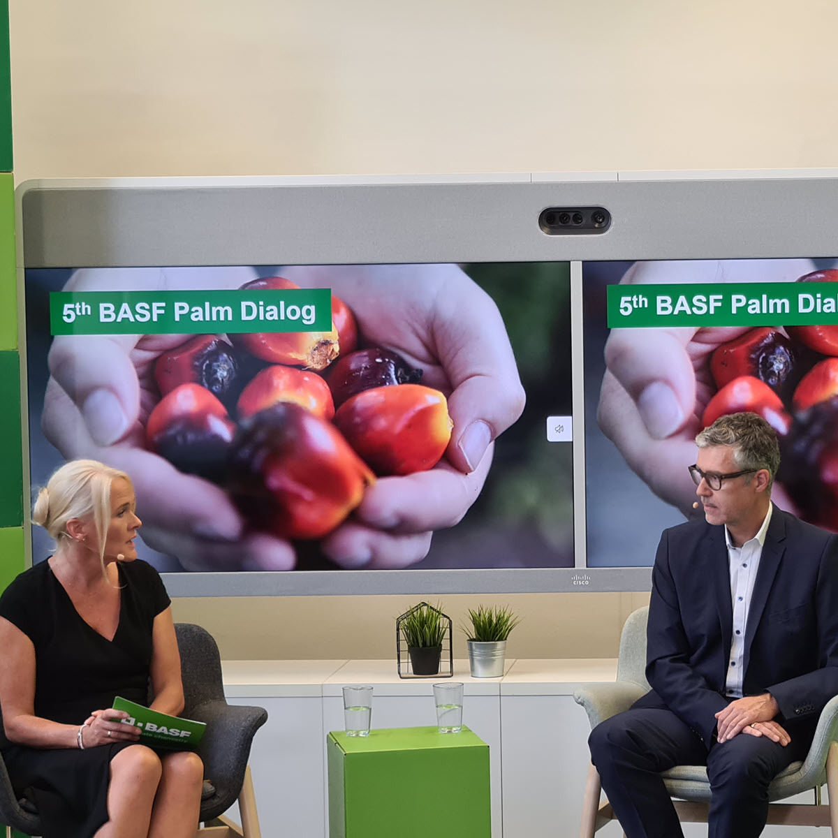 BASF's tweet photo. Today we hosted the fifth Palm Dialog according to the motto “Sustainable Palm – A challenging Journey”. During the event participants discussed topics relevant for the industry with representatives from the entire supply chain. More: https://t.co/K8KwpMRTjw #palmoil #palmdialog https://t.co/V90QgDMHlv