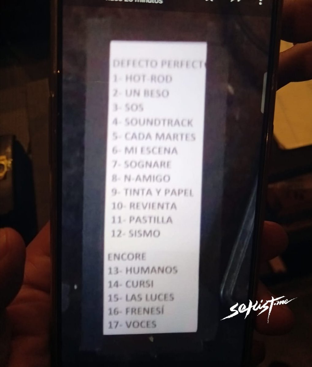 Setlist_me's tweet photo. 🎉 Con ustedes el #Setlist de la celebración de #DefectoPerfecto de @DivisionOficial en el @teatrodiana 🎉 https://t.co/IseFugMyeJ