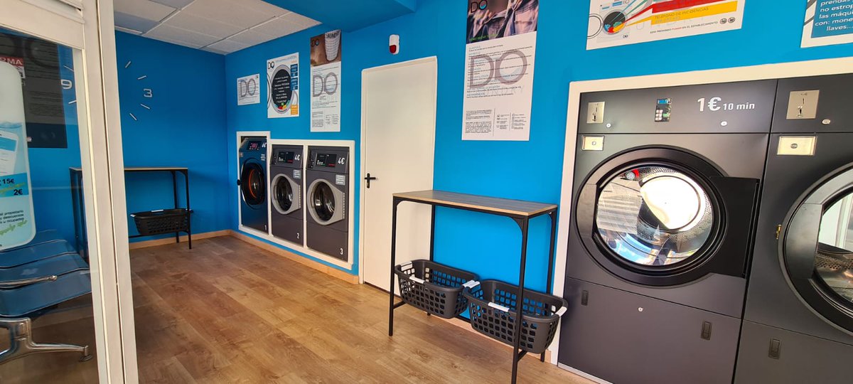 glicocola's tweet image. Mi primo, que está ahora mismo currando en glovo, acaba de abrir una lavandería autoservicio en la C/ Vicente Delgado Algaba en Badajoz. Le ha puesto muchísimo trabajo y está deseando que tire palante.
Cruzamos los dedos porque le vaya bien.

¿Me ayudáis a difundir con un RT?