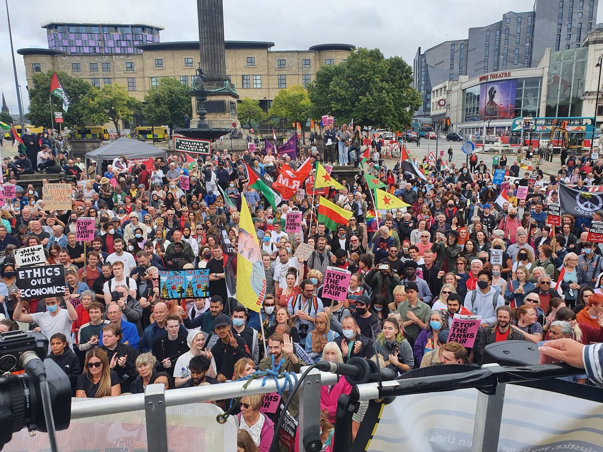 Massive turnout in Liverpool against the arms fair.