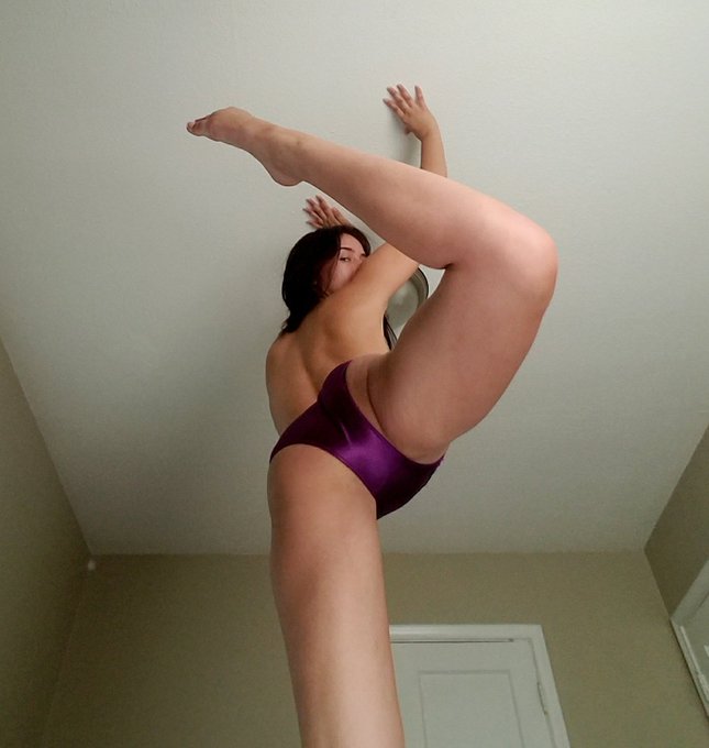 Stretches in my @katielaurapanty panties! https://t.co/bmJK4AWKGH<a class="tags" target="_blank" title="On Twitter" href="/?out=eyJ0eXAiOiJKV1QiLCJhbGciOiJIUzUxMiJ9.eyJpYXQiOjE3MjIwMTE1ODYsImlzcyI6InR3cG9ybnN0YXJzLmNvbSIsIm5iZiI6MTcyMjAxMTU4NiwiZXhwIjoxNzUzNTQ3NTg2LCJyZWRpcmVjdF91cmwiOiJodHRwczovL3R3aXR0ZXIuY29tL2thdGllbGF1cmFwYW50eSJ9.LwfV60brJO6U9aHe0G2jGNh2iZ5Nnnp_niZmKBtRrq3T-m2pMo0bycwlv9DgF5hCWmR7hi-SGtcYzaylGkFwHQ">@katielaurapanty</a>