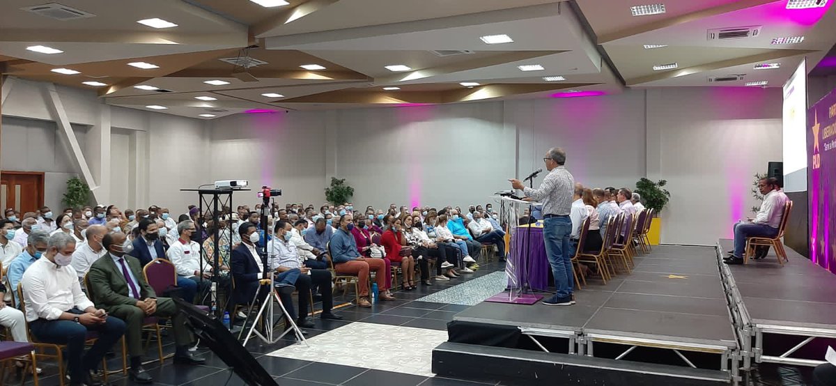 DeyaniraGomezH's tweet photo. #PLDcreceYSeFortalece - AHORA: Asamblea de Orientación de la #CILOE , con la alta dirigencia del @PLDenlinea en el #DN, encabezada por el Sec. Gral., @cmariottijr y los también miembros del CP, @margaritacdf, @rubenbichara, @FJavierGarciaF, @rafaelpazRD…
#SecGralItinerante. ✍🏻 https://t.co/YzfAfJEegX
