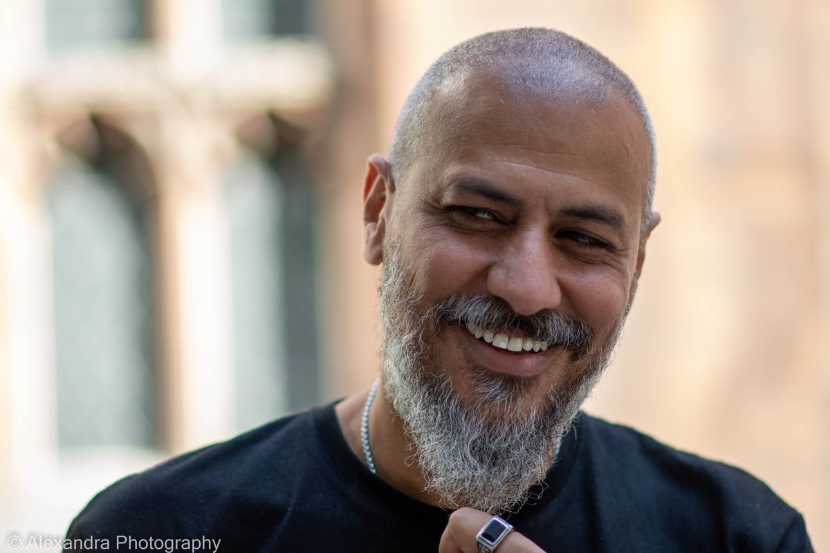 AlexandraPhoto2's tweet photo. Outdoor portrait session with Walid. https://t.co/88rATbVPlK