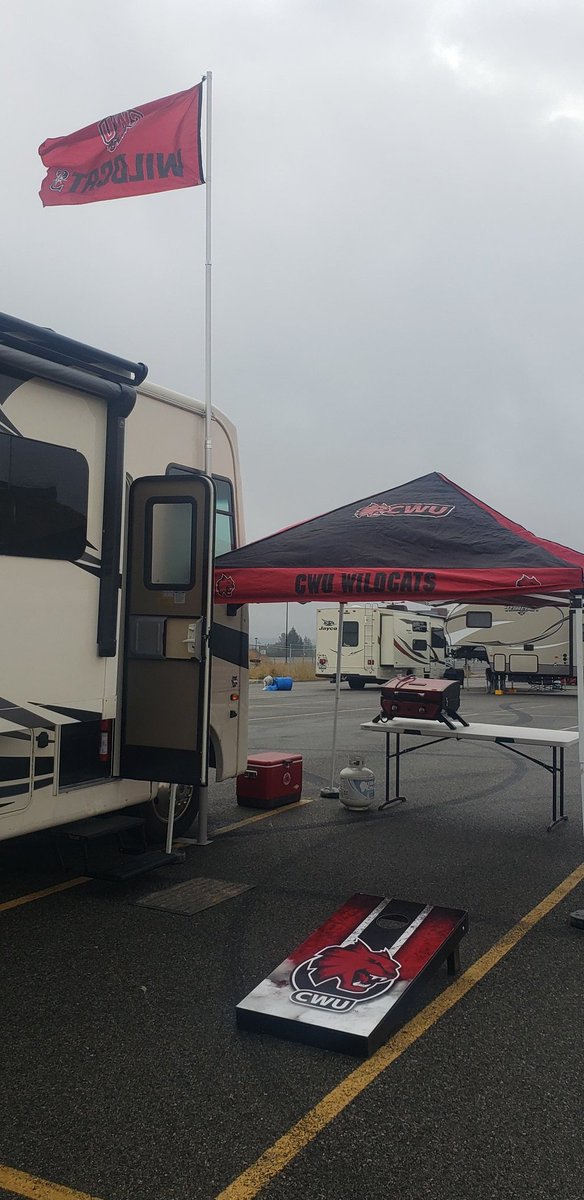 hensler_jeff's tweet photo. Tailgating season begins. Go Cats!!! @CWUFB https://t.co/N0xwXO88ln