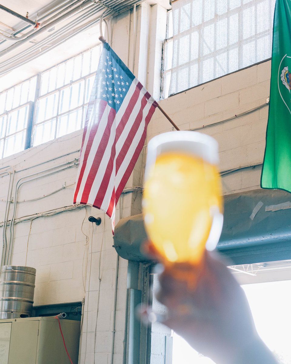EL GUAPO (@oconnorbrewing) on Twitter photo We will never forget that day when our nation was struck by fear, BUT we rallied together & became stronger. We honor the loved ones we lost and the heroes who fought for us.🇺🇸 
Today we want to offer 30% OFF all draft beer for First Responders, Military, & Veterans! We will never forget that day when our nation was struck by fear, BUT we rallied together & became stronger. We honor the loved ones we lost and the heroes who fought for us.🇺🇸 
Today we want to offer 30% OFF all draft beer for First Responders, Military, & Veterans!