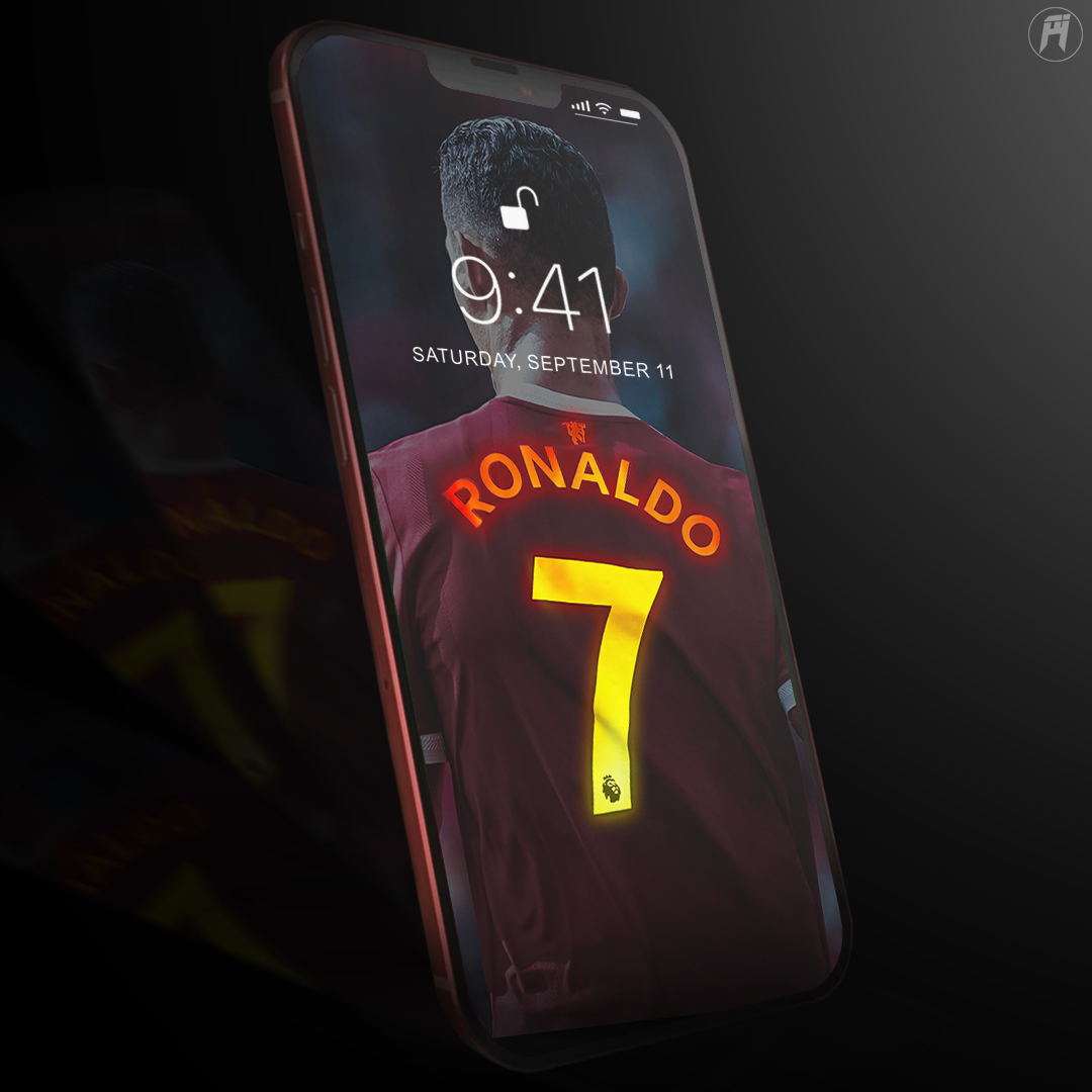 Footy4EM's tweet photo. The Homecoming 🔴🔱

Cristiano Ronaldo Vertical Wallpaper Graphics 📱👇 #MUNNEW https://t.co/DFZo2wex0H